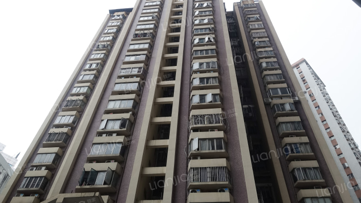 兴业大厦外景图