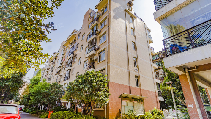 嘉景花园外景图