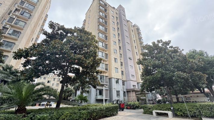 荷韵新村东区外景图