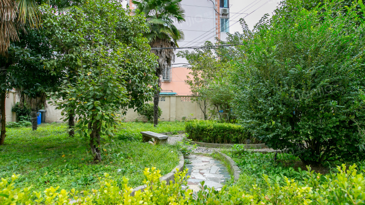 浦三路759弄外景图