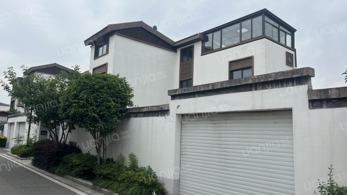 中梁独墅御湖外景图