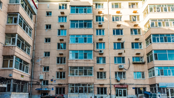 建成二道街外景图