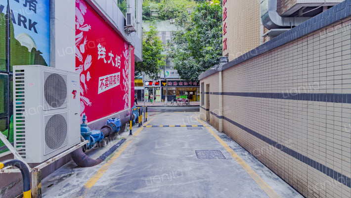 华翰大厦外景图