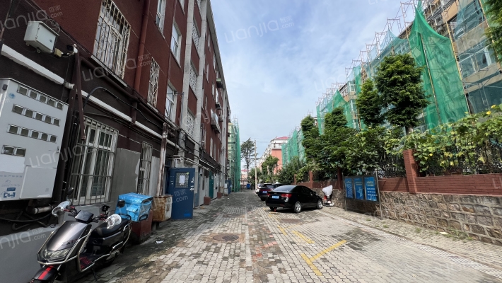 兴富小区外景图