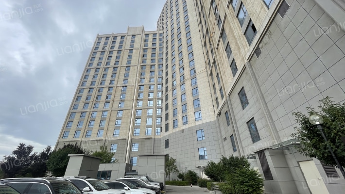 神鼎壹方城外景图