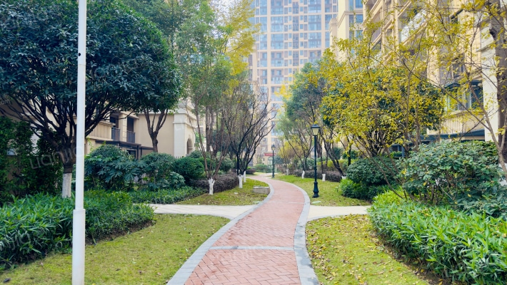 华美翡丽山二期外景图