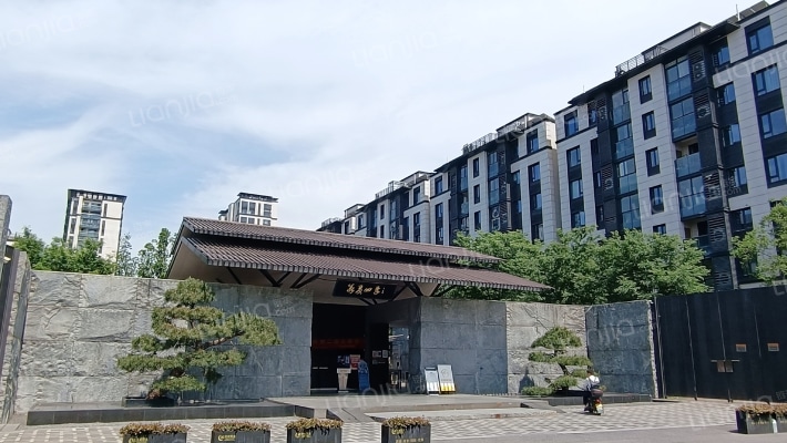 华夏四季外景图