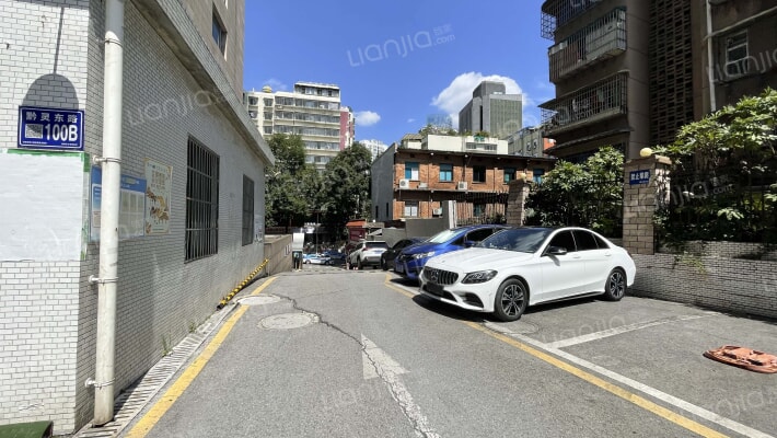 亨特上城外景图