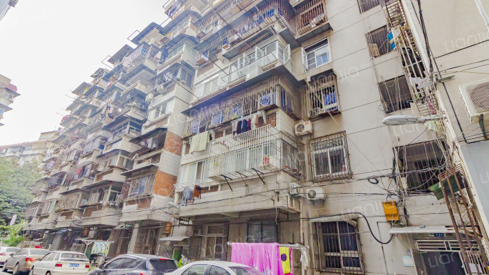 建设大道725到731号外景图