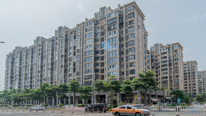 禹洲城上城外景图