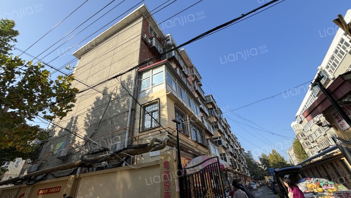 电路板厂宿舍外景图