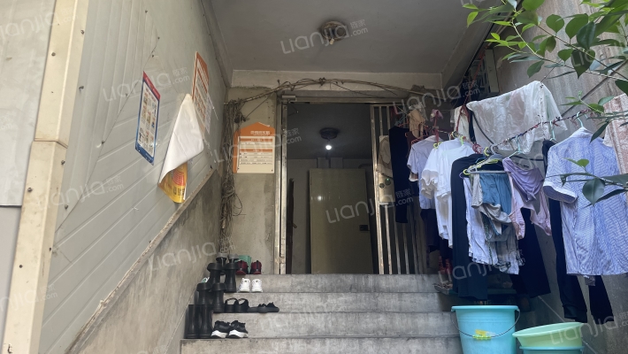 商业街69号外景图