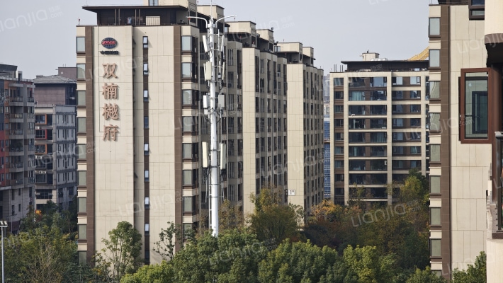 中国铁建双楠樾府外景图