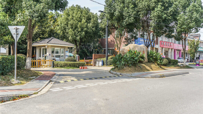 丽滩别墅户型图实景图