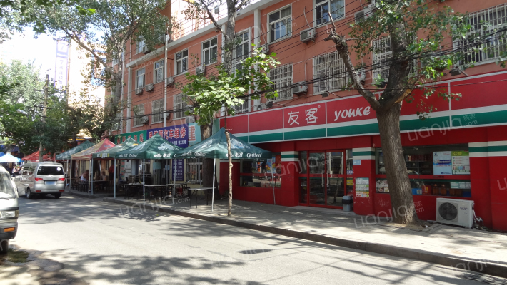 西吴路商业外景图