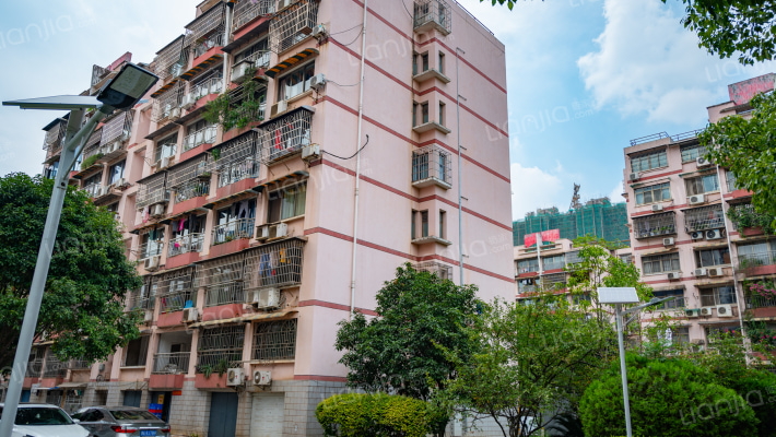 晚报宿舍外景图