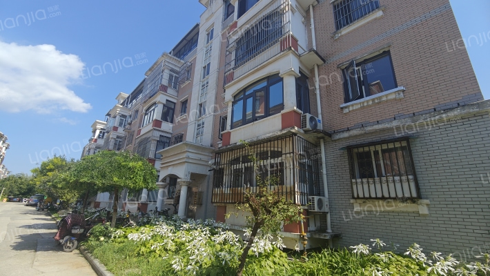 富裕家园外景图