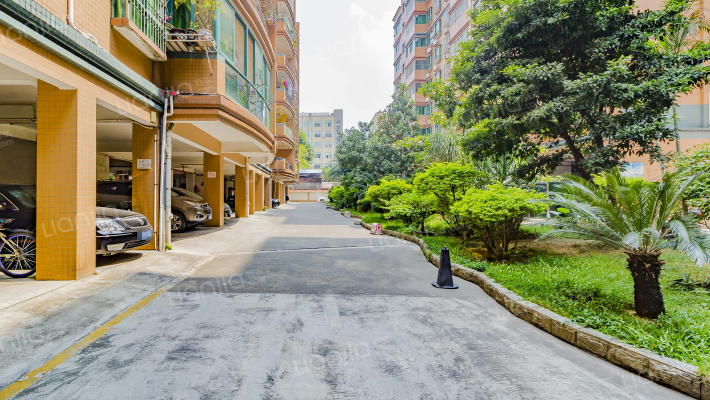 航都花园外景图