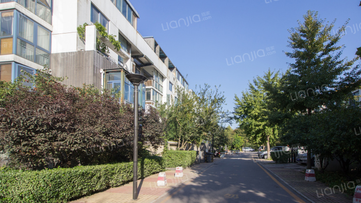 万科青青家园外景图