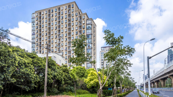 品臻国际公寓外景图