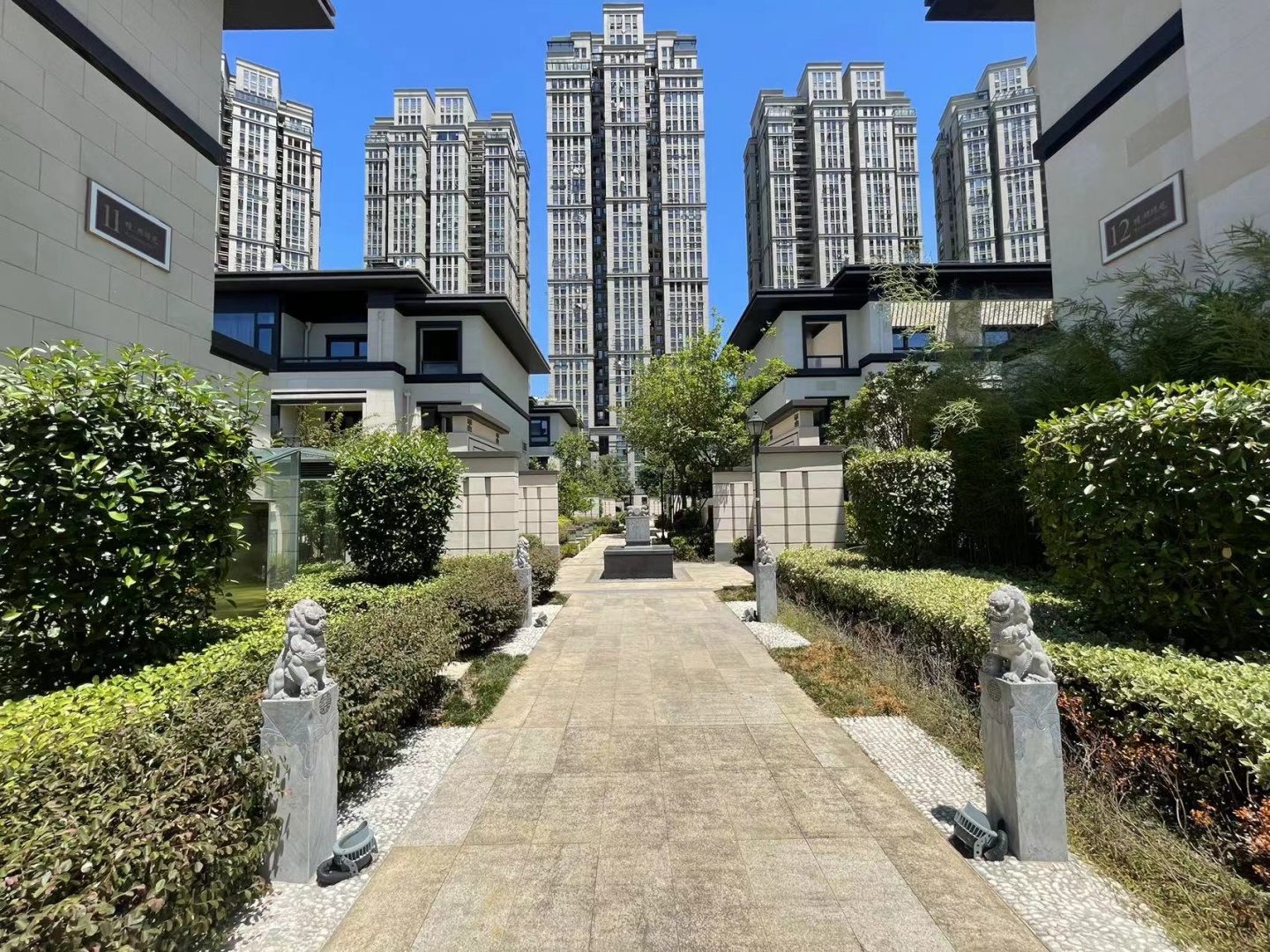 Glorious Villa  compound photo 18