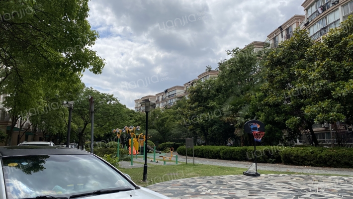 静安新城八区外景图