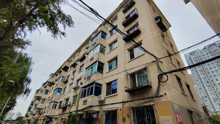 黎明小区外景图