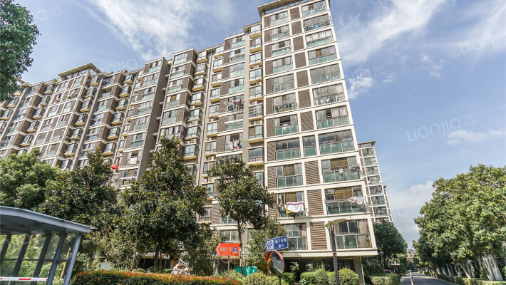 冠城水岸外景图