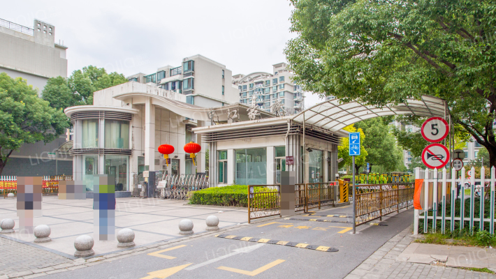 申江豪城外景图