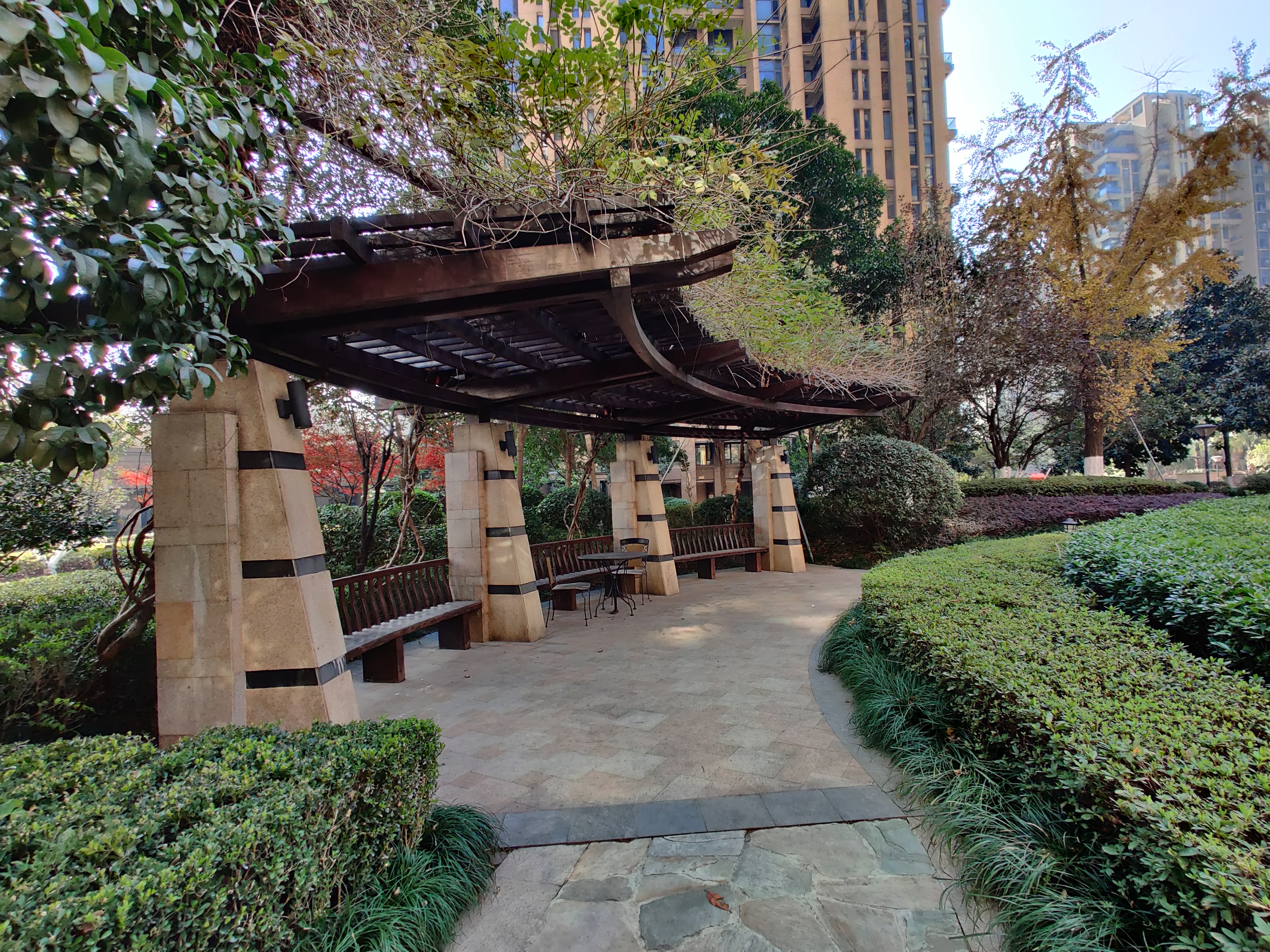 万家花城小区实景 19