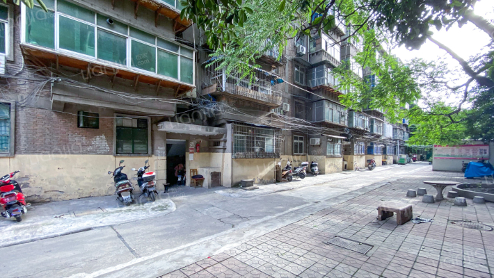 劳武巷25号院小区外景图