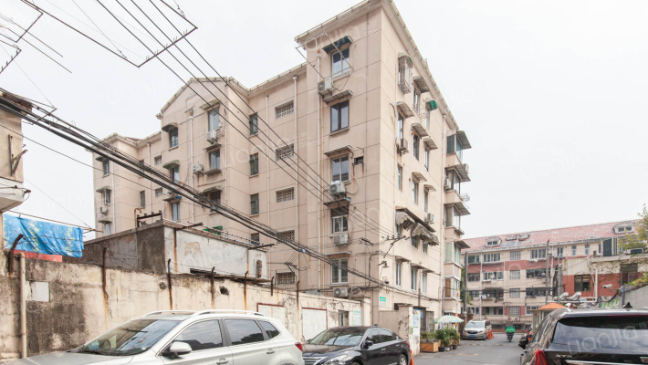 本溪路136弄外景图