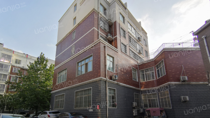 蓝爵世家外景图