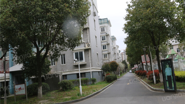 棋杆花苑外景图