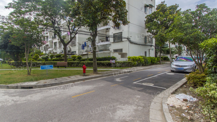 新闵小区外景图