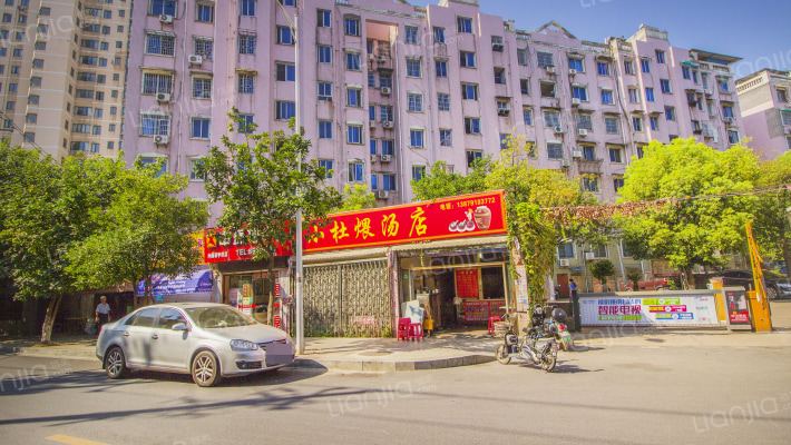 桃苑心雨花园外景图