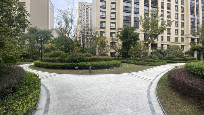 新城·虞悦豪庭外景图