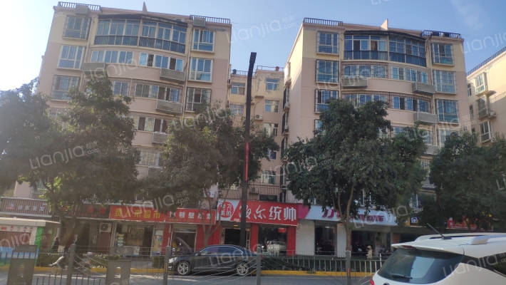 康吧小区外景图