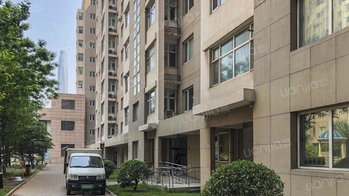 美华大厦外景图