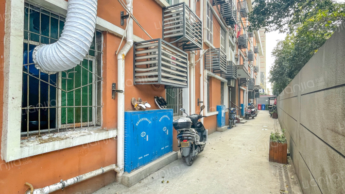 电力局小区外景图