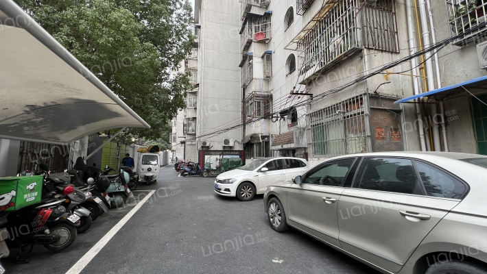 九桐楼小区外景图