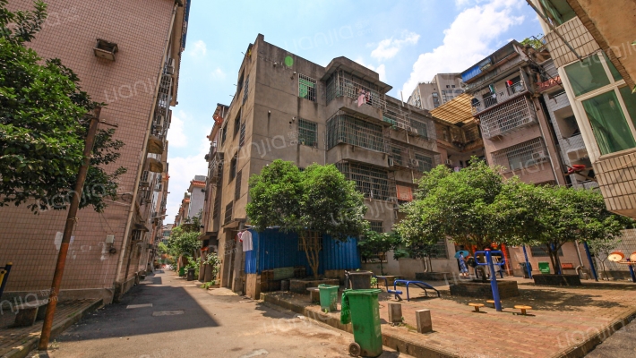 洪校社区外景图