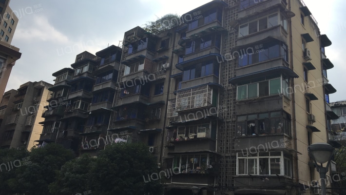 帘官公所街73号外景图