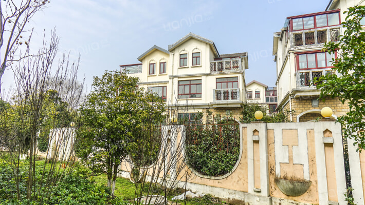 家缘小区外景图