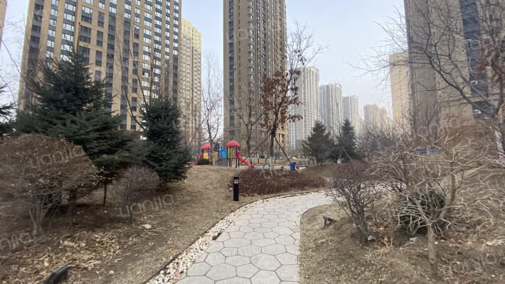 亚泰城一期外景图