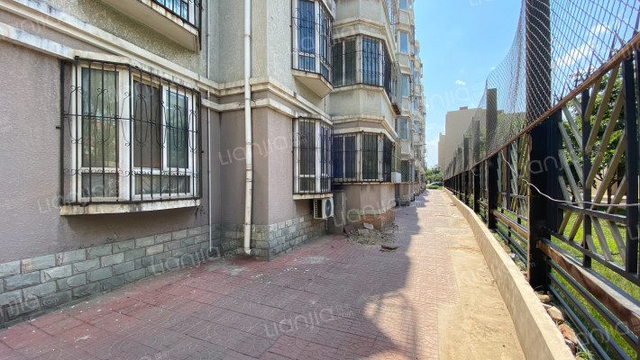 燕化星城北里外景图