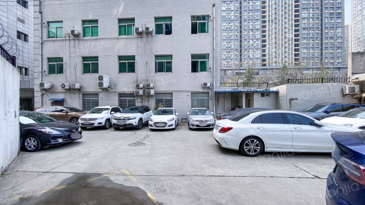 南郭四村23号院外景图