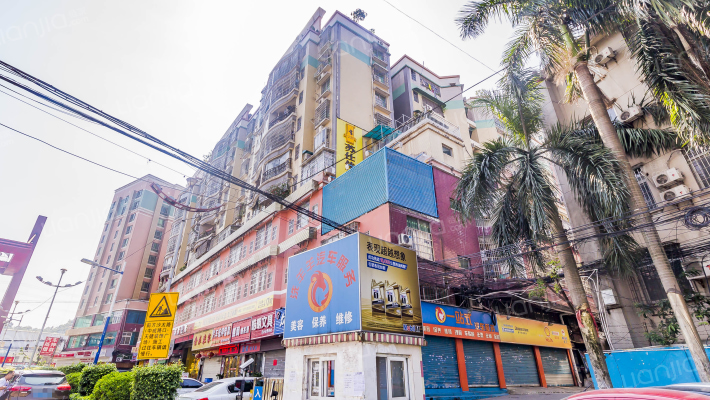 新苑小区外景图