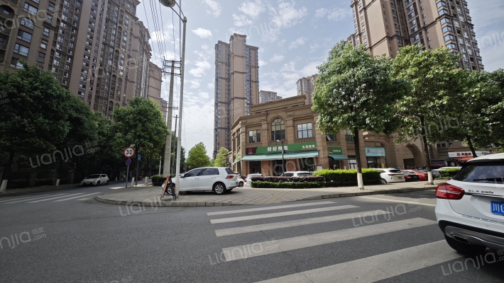 鹭湖宫11区B组团外景图