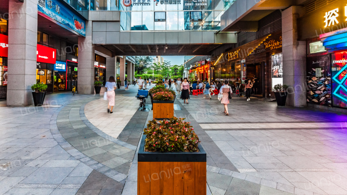 常兴广场外景图